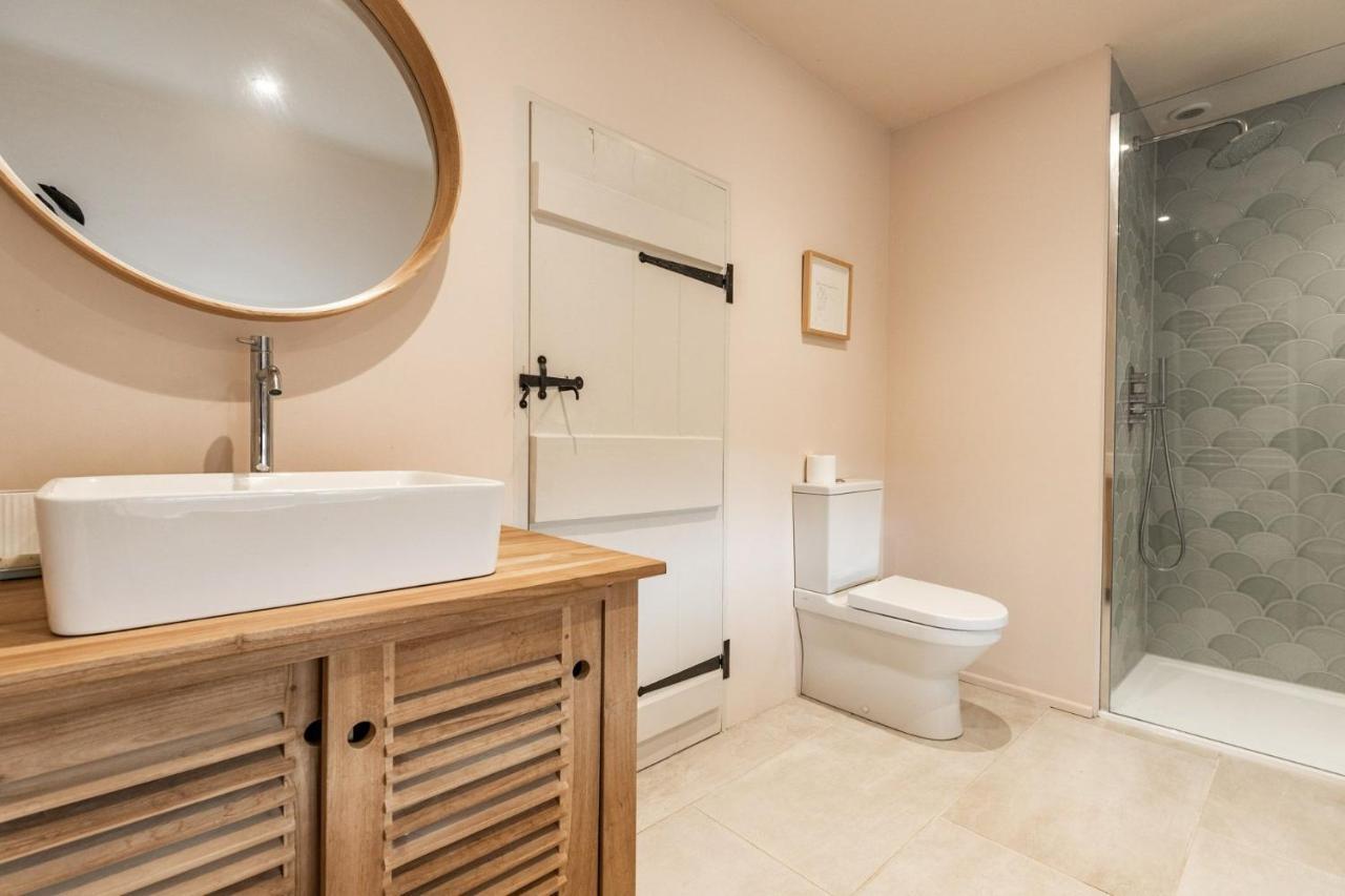Host & Stay - White End Salthouse Eksteriør billede