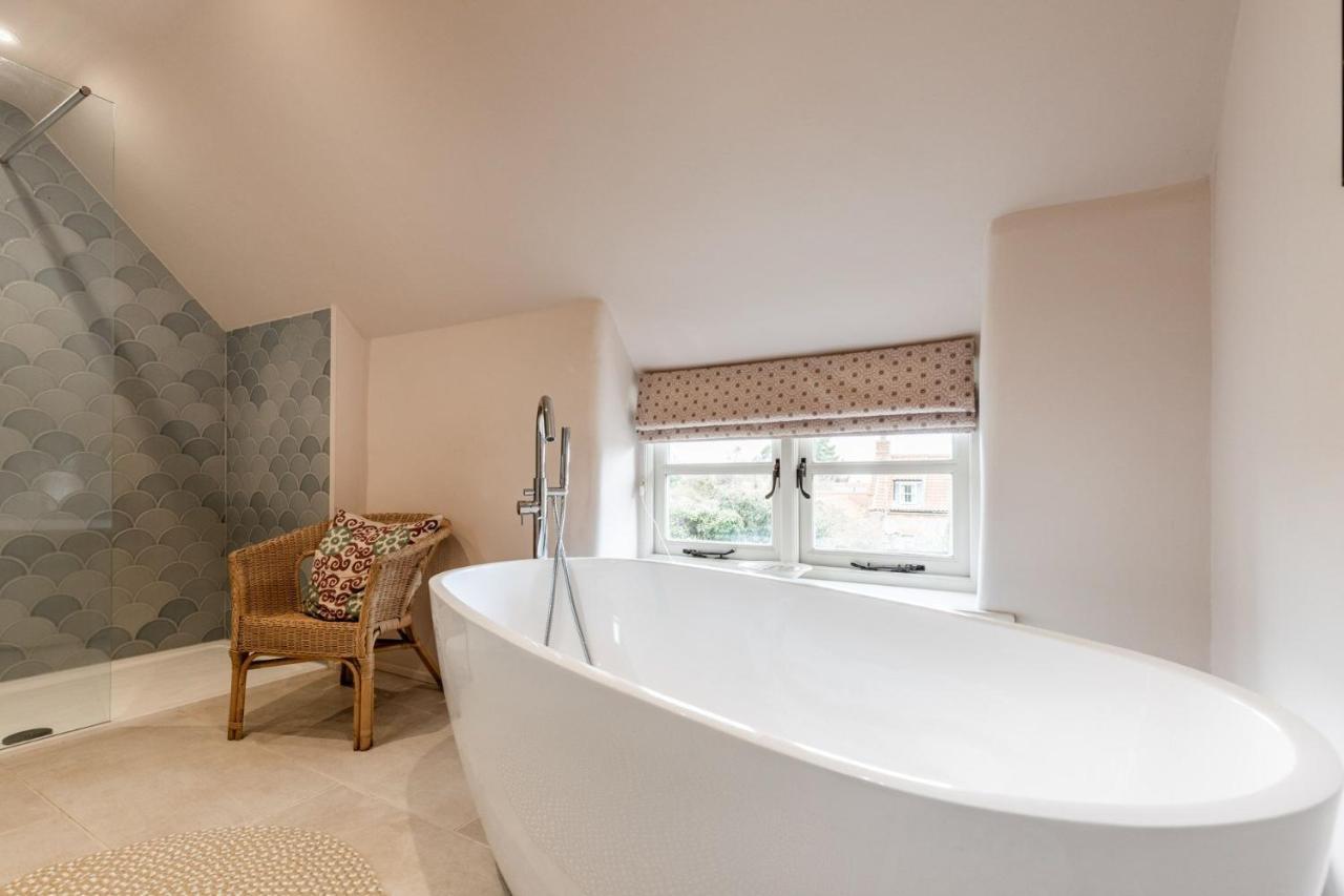Host & Stay - White End Salthouse Eksteriør billede